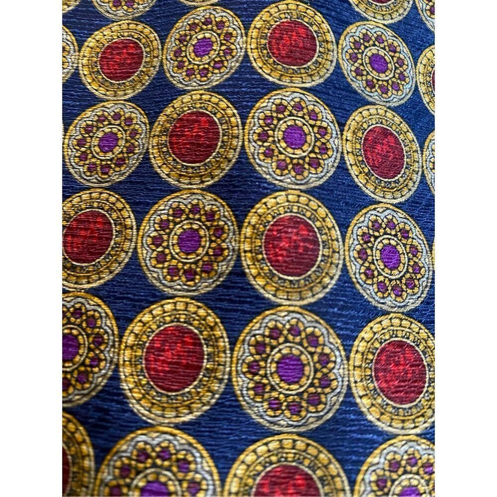 Valentino, men’s vintage 100% silk round medallion luxury Tie 57